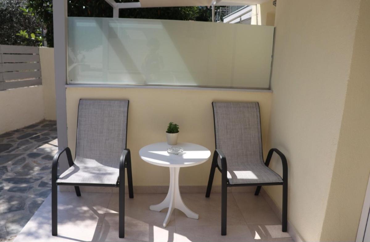 Fiosal Apartments 1 Skiathos Town Exterior photo